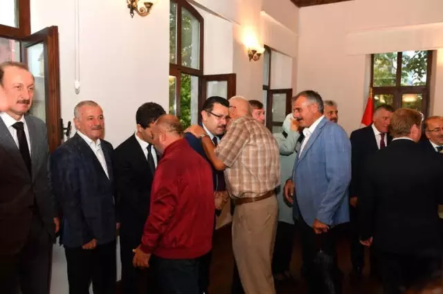 Bakan Turhan: 'Ülkemiz Çok Kritik Günlerden Geçiyor' Bakan Turhan: 'Ülkemiz Çok Kritik Günlerden Geçiyor'