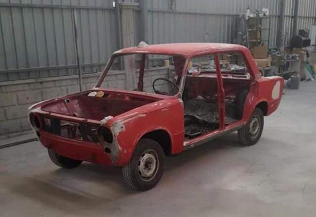 Miras Kalan Hurda Araca 40 Bin Lira Harcayarak Tüm İlgiyi Üstüne Topladı