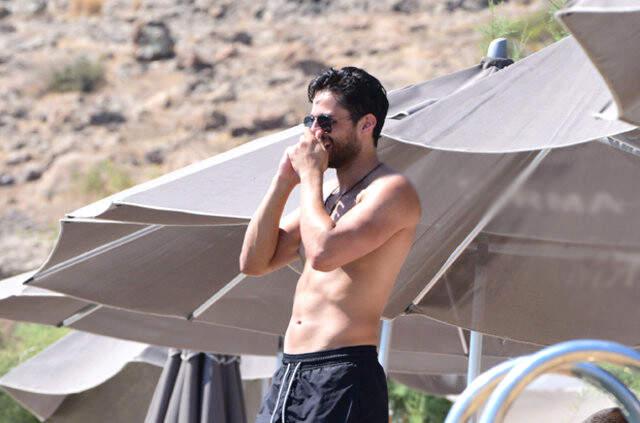 Murat Boz'dan Sonra Aşkı Oyuncu Ekin Mert Daymaz'da Bulan Eliz Sakuçoğlu, Sevgilisi ile İlk Kez Görüntülendi