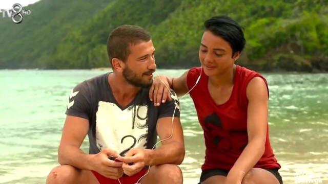 Survivor Sabriye'nin Yemenili Fotoğrafına, Hayranları Beğeni Yağdırdı