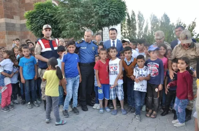 Bulanık'ta Bayramlaşma Programı Düzenlendi Bulanık'ta Bayramlaşma Programı Düzenlendi