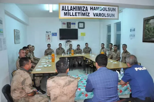 Bulanık'ta Bayramlaşma Programı Düzenlendi Bulanık'ta Bayramlaşma Programı Düzenlendi