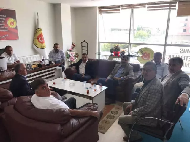 AK Parti Heyetinden Mgc'ye Bayram Ziyareti AK Parti Heyetinden Mgc'ye Bayram Ziyareti