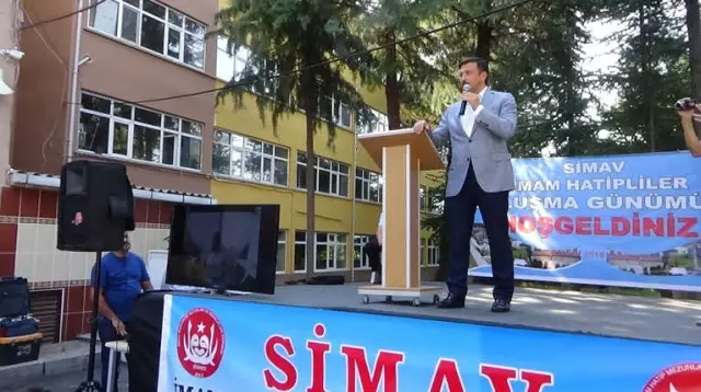 Hamza Dağ, Simav İmam Hatip Lesesi'nin Mezunlarıyla Buluştu Hamza Dağ, Simav İmam Hatip Lesesi'nin Mezunlarıyla Buluştu
