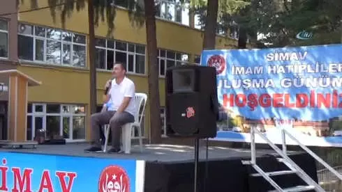 Hamza Dağ, Simav İmam Hatip Lesesi'nin Mezunlarıyla Buluştu Hamza Dağ, Simav İmam Hatip Lesesi'nin Mezunlarıyla Buluştu