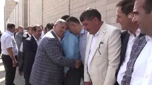 Kenetlenince En Büyük Ülkeler Dize Geliyor' Kenetlenince En Büyük Ülkeler Dize Geliyor'