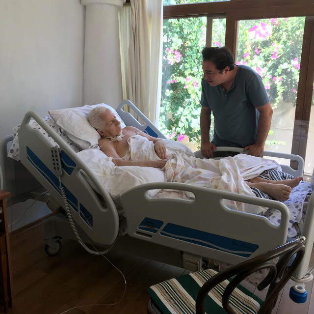 Ünlü Müzisyen Fazıl Say'ın Annesi Vefat Etti