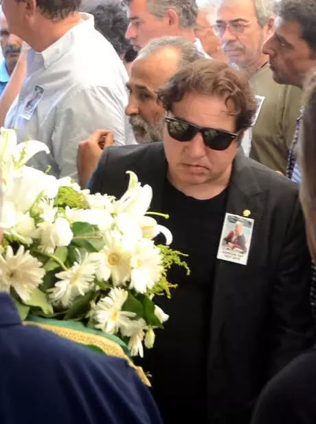Ünlü Piyanist Fazıl Say, Annesini Son Yolculuğuna Uğurladı