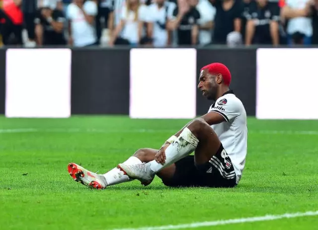 Beşiktaş'a Antalyaspor Darbesi