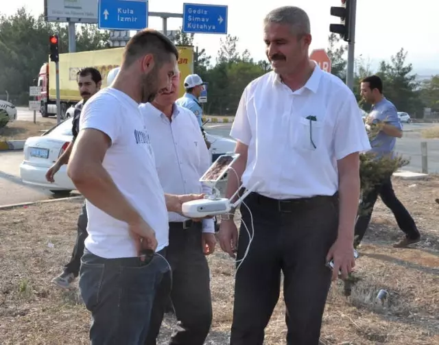Uşak'tan Geçen Tatil Yolcuları Havadan Denetlendi