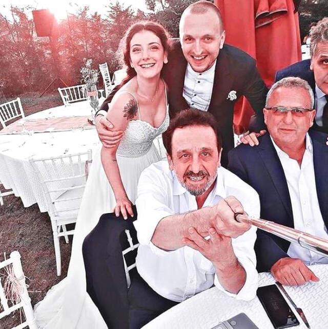 Çukur Dizisinin Elvis'i Saygın Soysal Dünya Evine Girdi