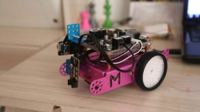 Küçük Mira, Fabrika İşçileri İçin Robot Geliştirdi - Eskişehir