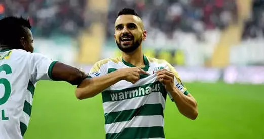 Bursasporlu Aziz Behich, Hollanda Ekibi PSV Eindhoven ile 3 Yıllık Sözleşme İmzaladı Bursasporlu Aziz Behich, Hollanda Ekibi PSV Eindhoven ile 3 Yıllık Sözleşme İmzaladı