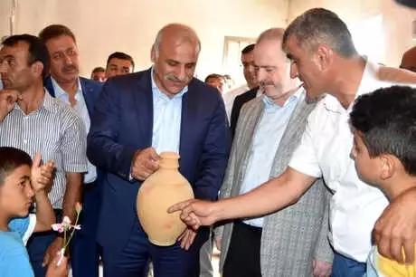 Çömlekçilik Sanatı Van'da Tekrar Hayat Buluyor Çömlekçilik Sanatı Van'da Tekrar Hayat Buluyor