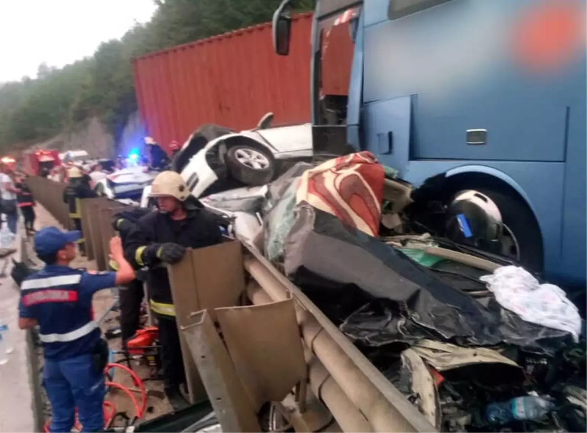 Trafik Canavarı Dur Durak Bilmiyor;7 Ayda Bin 994 Can Kaybı Yaşandı