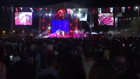 Funda Arar Konser Verdi Funda Arar Konser Verdi