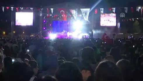 Funda Arar Konser Verdi Funda Arar Konser Verdi
