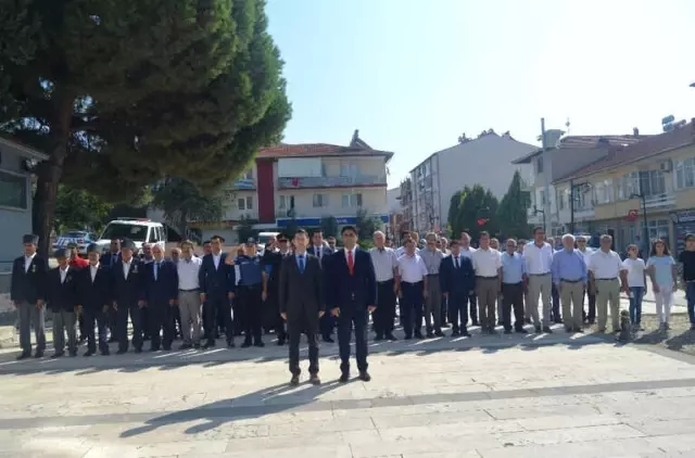 Manisa'nın İlçelerinde 'Zafer' Coşkusu Manisa'nın İlçelerinde 'Zafer' Coşkusu