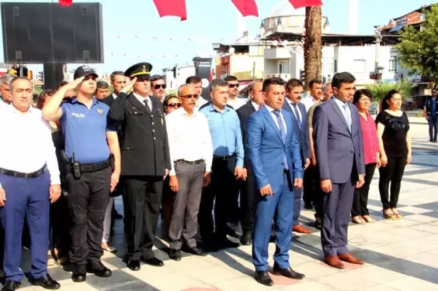 Manisa'nın İlçelerinde 'Zafer' Coşkusu Manisa'nın İlçelerinde 'Zafer' Coşkusu