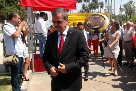 Mersin'de CHP'den Alternatif 30 Ağustos Kutlaması