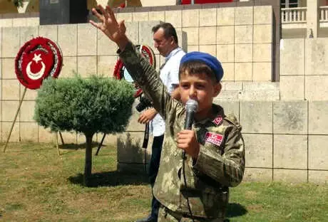 Mersin'de CHP'den Alternatif 30 Ağustos Kutlaması