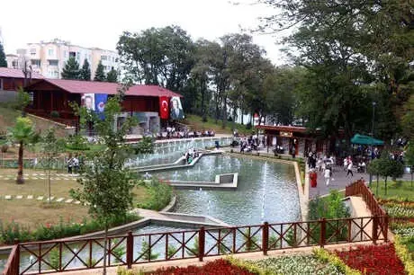 Trabzon'da 130 Çeşit Bitkinin Olduğu Botanik Park Açıldı Trabzon'da 130 Çeşit Bitkinin Olduğu Botanik Park Açıldı