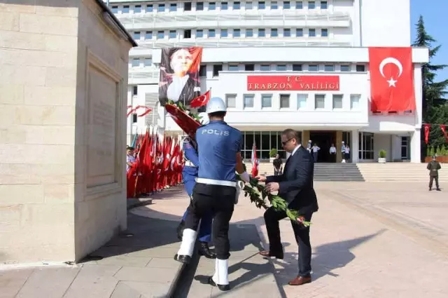 Trabzon'da 30 Ağustos Zafer Bayramı Kutlamaları Trabzon'da 30 Ağustos Zafer Bayramı Kutlamaları