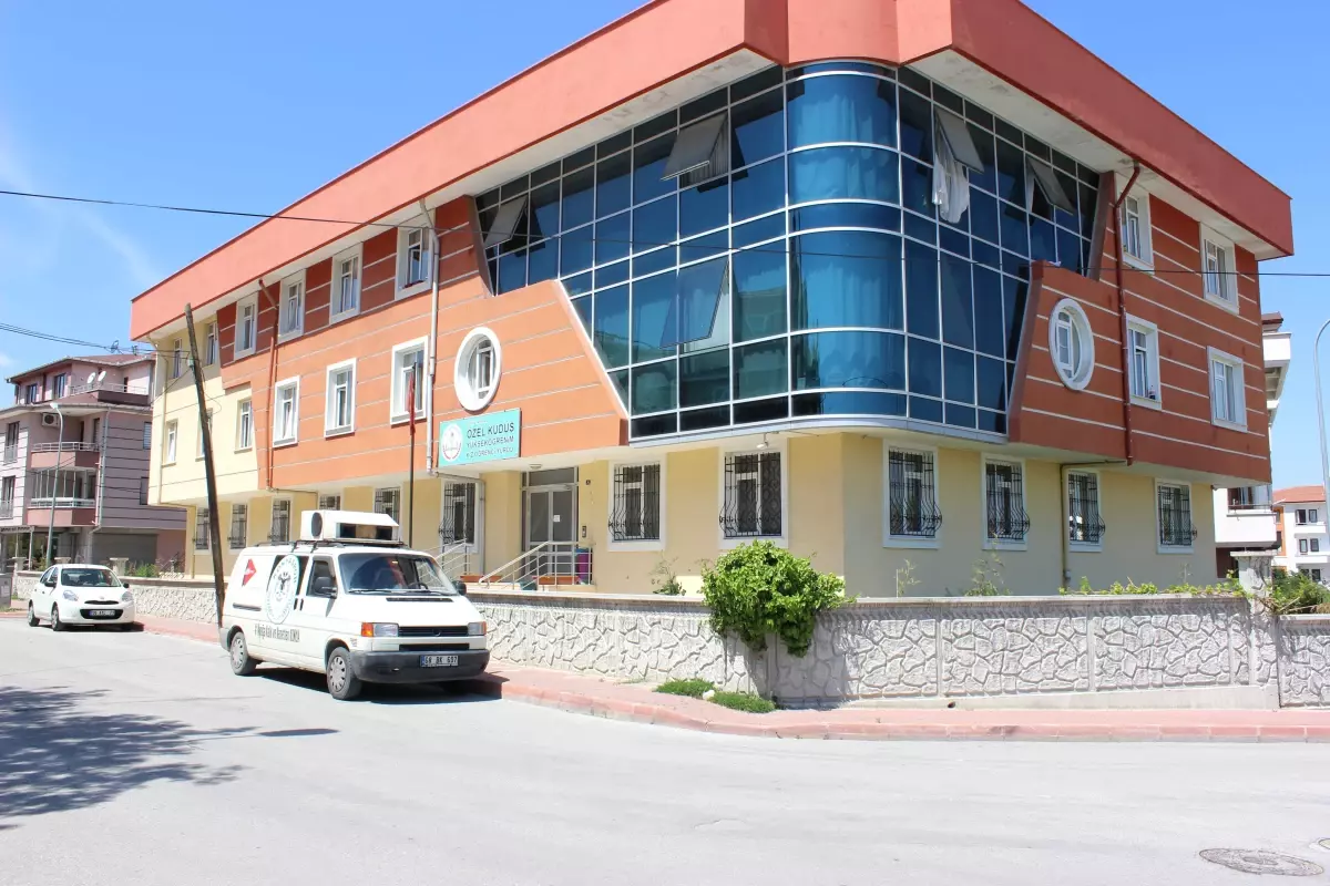 100 Lira'ya Üniversite Yurdu