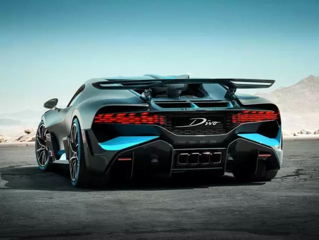Bugatti Divio Pebble Beach Ortaya Çıktı