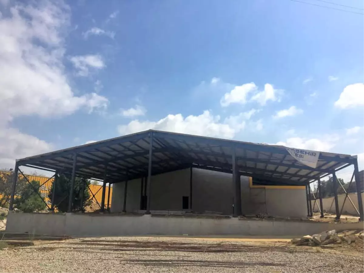 İzmit'e Modern Mezbaha Binası