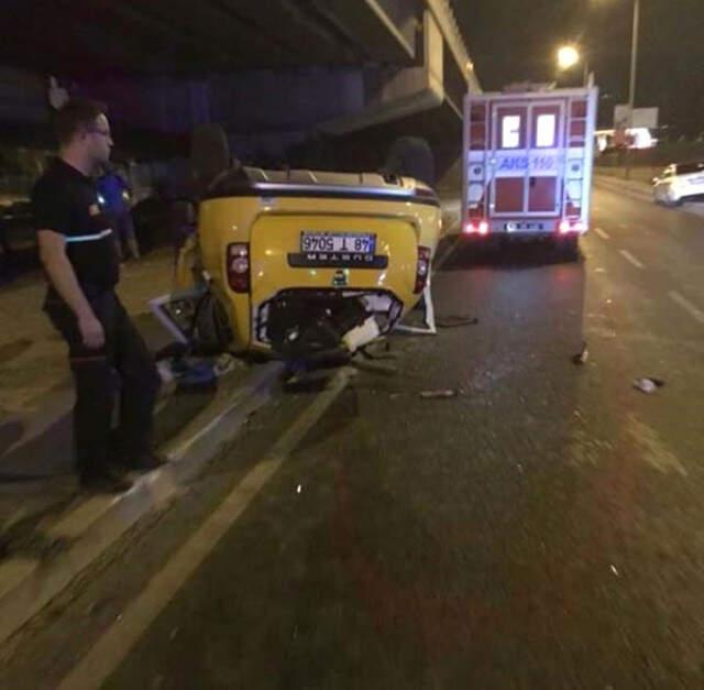 Dizi Oyuncusu Sefa Zengin ve Ailesi Kaza Geçirdi