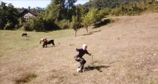 Drone'dan Kaçan Hasan Amca Konuştu: 70 Yaşındayım, Böyle Bir Cihaz Görmedim