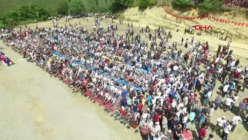 Zonguldak'ta Şehit Recep Turan'ı Binlerce Kişi Son Yolculuğuna Uğurladı Aktüel Hd 1 Zonguldak'ta Şehit Recep Turan'ı Binlerce Kişi Son Yolculuğuna Uğurladı Aktüel Hd 1