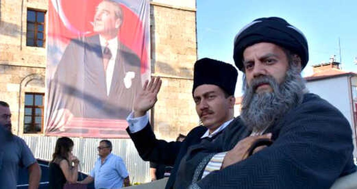 Atatürk'ün Sivas'a Gelişi 'Temsili' Olarak Canlandırıldı