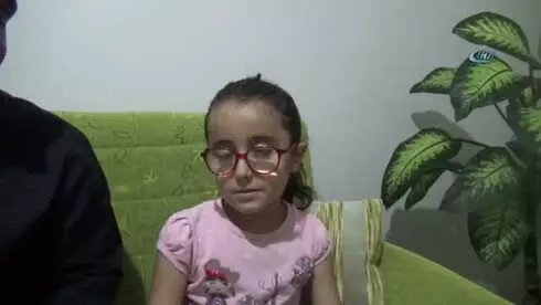 Baba Görmeyen Gözleri ile Çocuklarının Gözü Oldu Baba Görmeyen Gözleri ile Çocuklarının Gözü Oldu