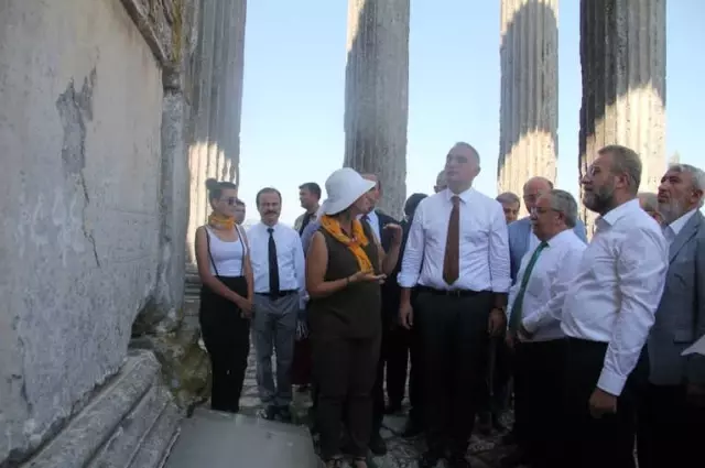 Bakan Ersoy: Bakan Ersoy: