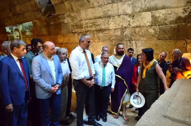 Bakan Ersoy: 'Aizonai Antik Kenti'nin Bölge Turizmine Kazandırılması İçin Gerekli Desteği Vereceğiz' Bakan Ersoy: 'Aizonai Antik Kenti'nin Bölge Turizmine Kazandırılması İçin Gerekli Desteği Vereceğiz'