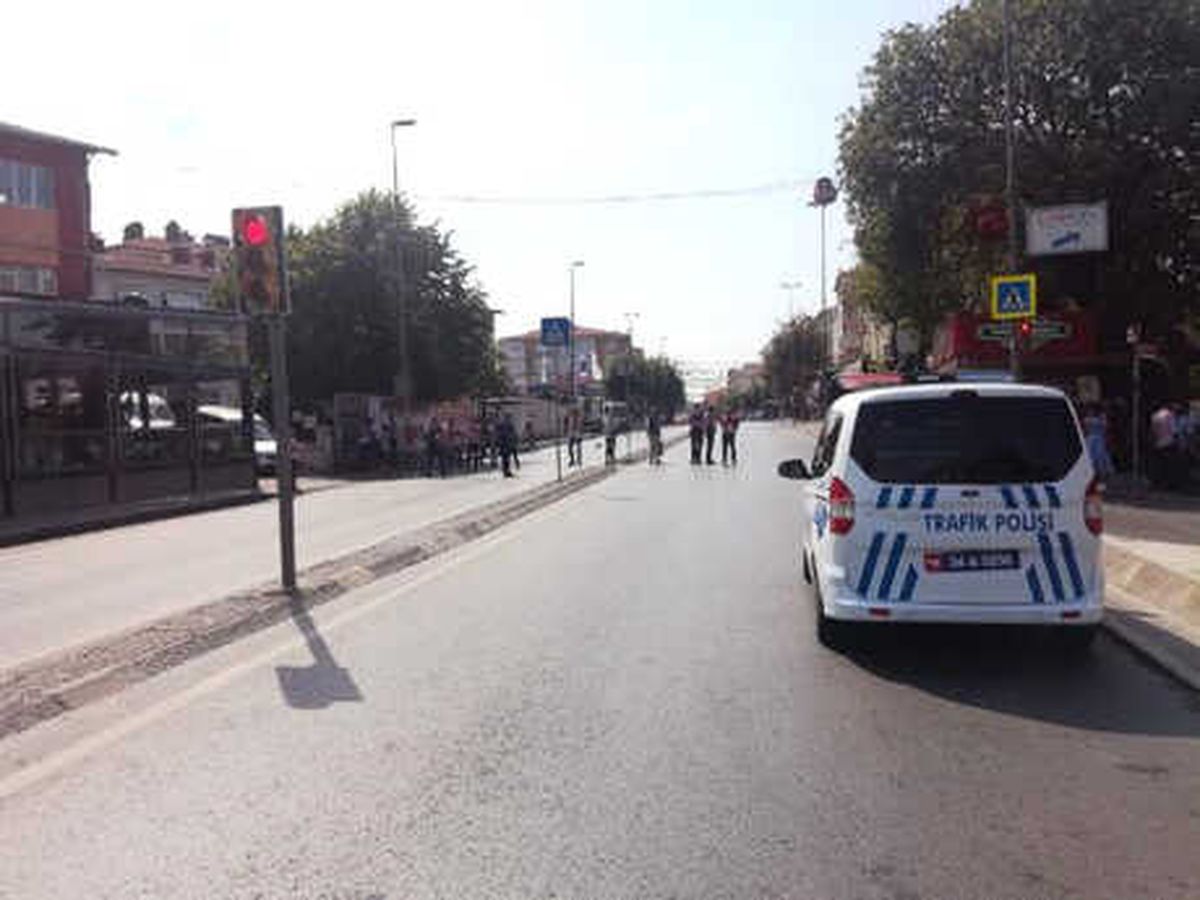 Ek Bilgi ve Fotoğraflarla// Bakırköy'de 1 Eylül Barış Mitingi Nedeniyle Bazı Yollar Trafiğe...