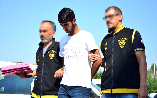 Evden Kaçtılar Parasız Kalınca Kapkaç Yaptılar