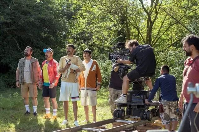 Cem Yılmaz'ın Yeni Filmi Bitti Bitiyor