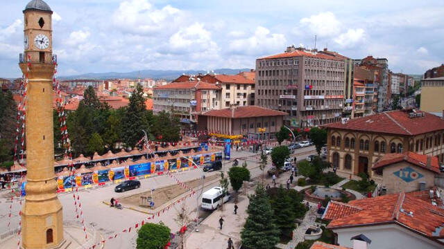Google'ın Dünyanın Merkezi Olarak Belirlediği Çorum'a Turist Yağıyor