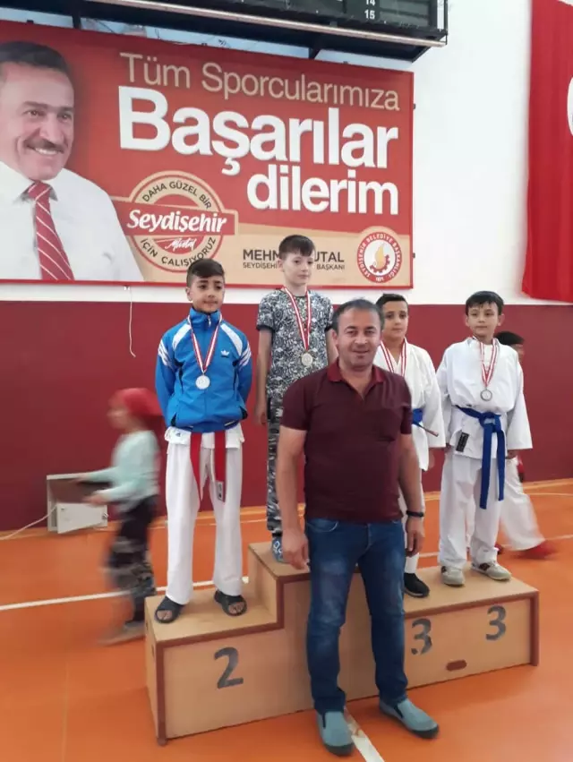 Konya Karate Şampiyonası Seydişehir'de Yapıldı Konya Karate Şampiyonası Seydişehir'de Yapıldı