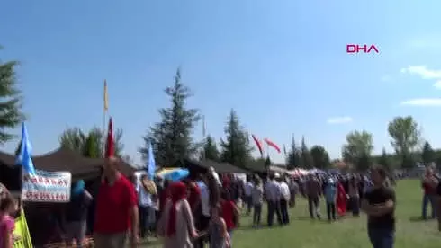 Kütahya Hayme Ana'yı Anma ve Göç Şenlikleri'ne Bakan Ersoy da Katıldı Kütahya Hayme Ana'yı Anma ve Göç Şenlikleri'ne Bakan Ersoy da Katıldı