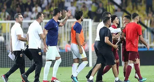 Volkan Demirel'in Kayserisporlu Futbolculara Söylediği Ağır Sözlerin Görüntüleri Ortaya Çıktı