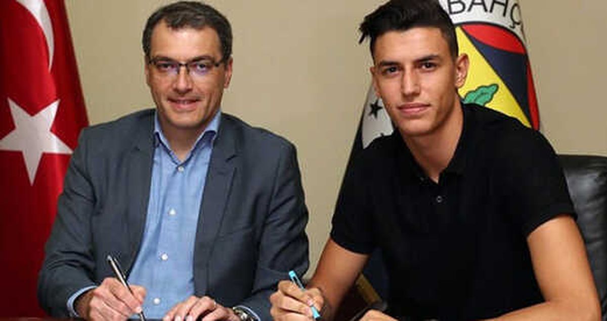 Fenerbahçe'nin 2,5 Milyon Euroya Aldığı Berke Özer, 3. Kaleci Oldu