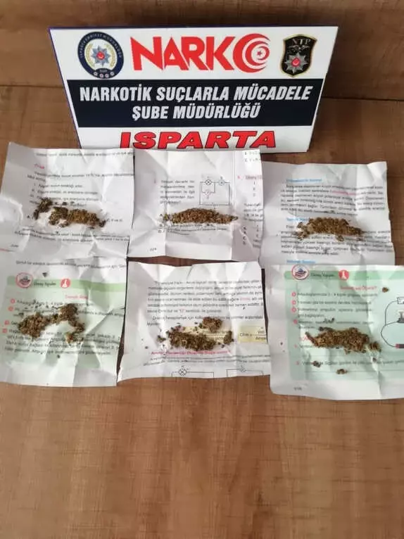 Isparta'da Uyuşturucu Operasyonu Isparta'da Uyuşturucu Operasyonu