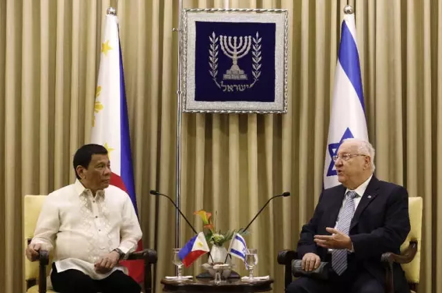 İsrailli Aktivistler Duterte'yi Protesto Etti İsrailli Aktivistler Duterte'yi Protesto Etti