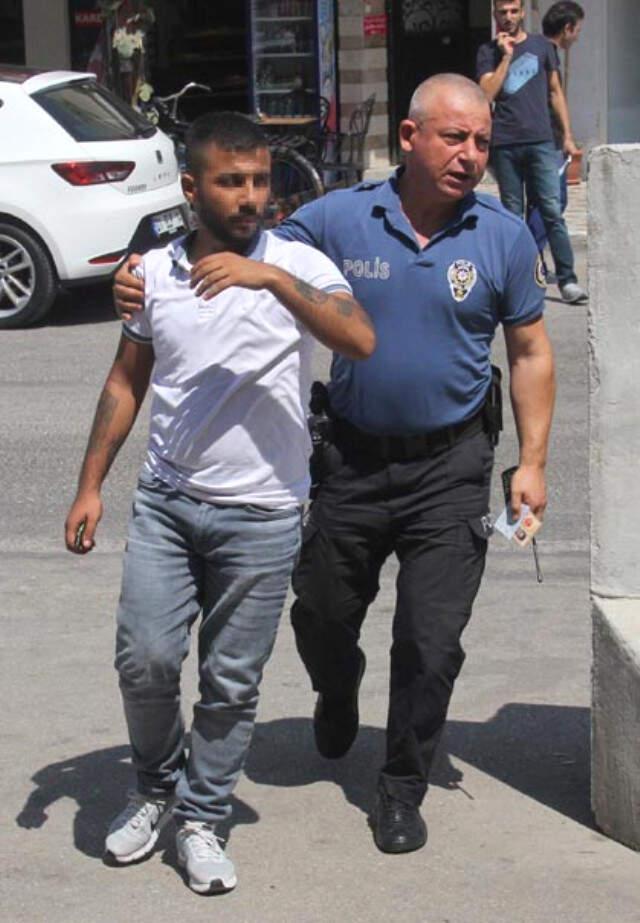 Kocasını Takip Edip Başka Kadınla Yakaladı, Ortalığı Birbirine Kattı