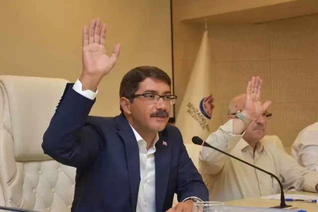 Şehzadeler'de Düğün Yapacakları Sevindiren Karar
