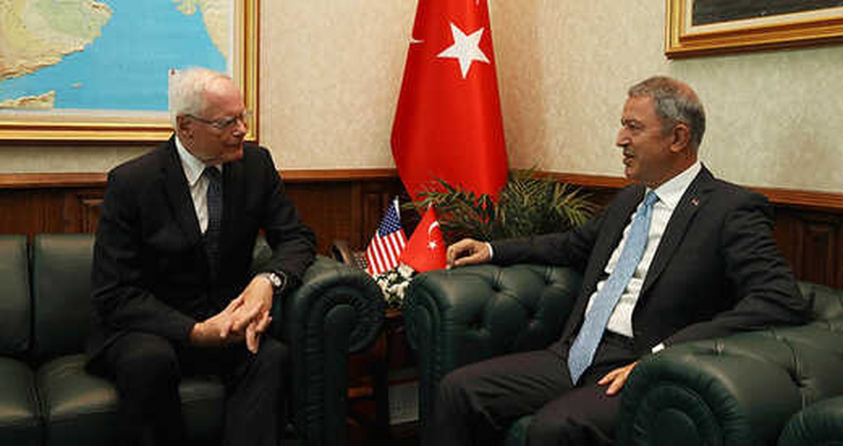 Milli Savunma Bakanı Hulusi Akar, ABD'nin Suriye Özel Temsilcisi James Jeffrey'i Kabul Etti